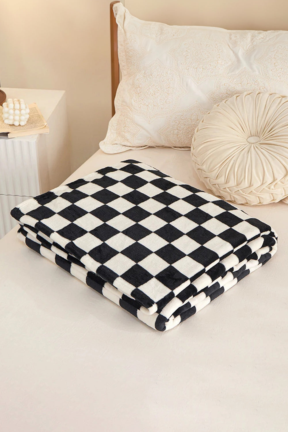 Checkerboard Printed Soft Throw Blanket